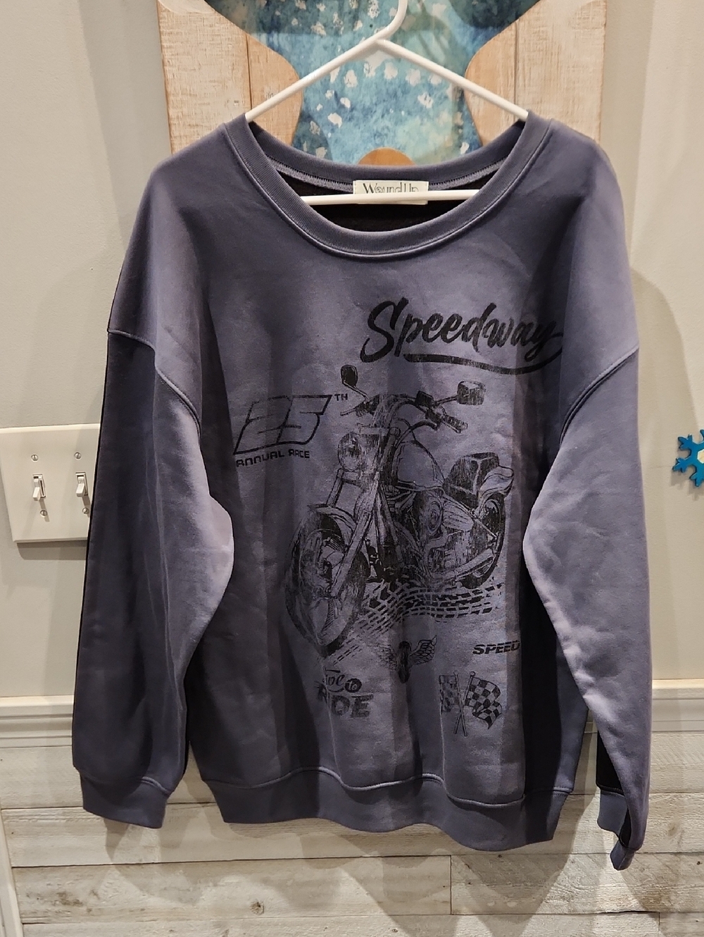 NWT Wound Up Speedway Graphic Crewneck - Slate Blue Men's Sz XL (15-17)
